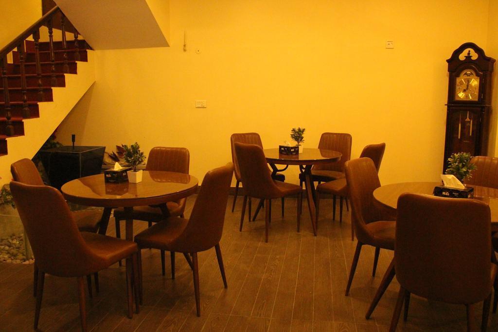 Luxury Inn Karachi Luaran gambar