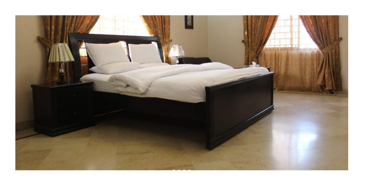 Luxury Inn Karachi Luaran gambar