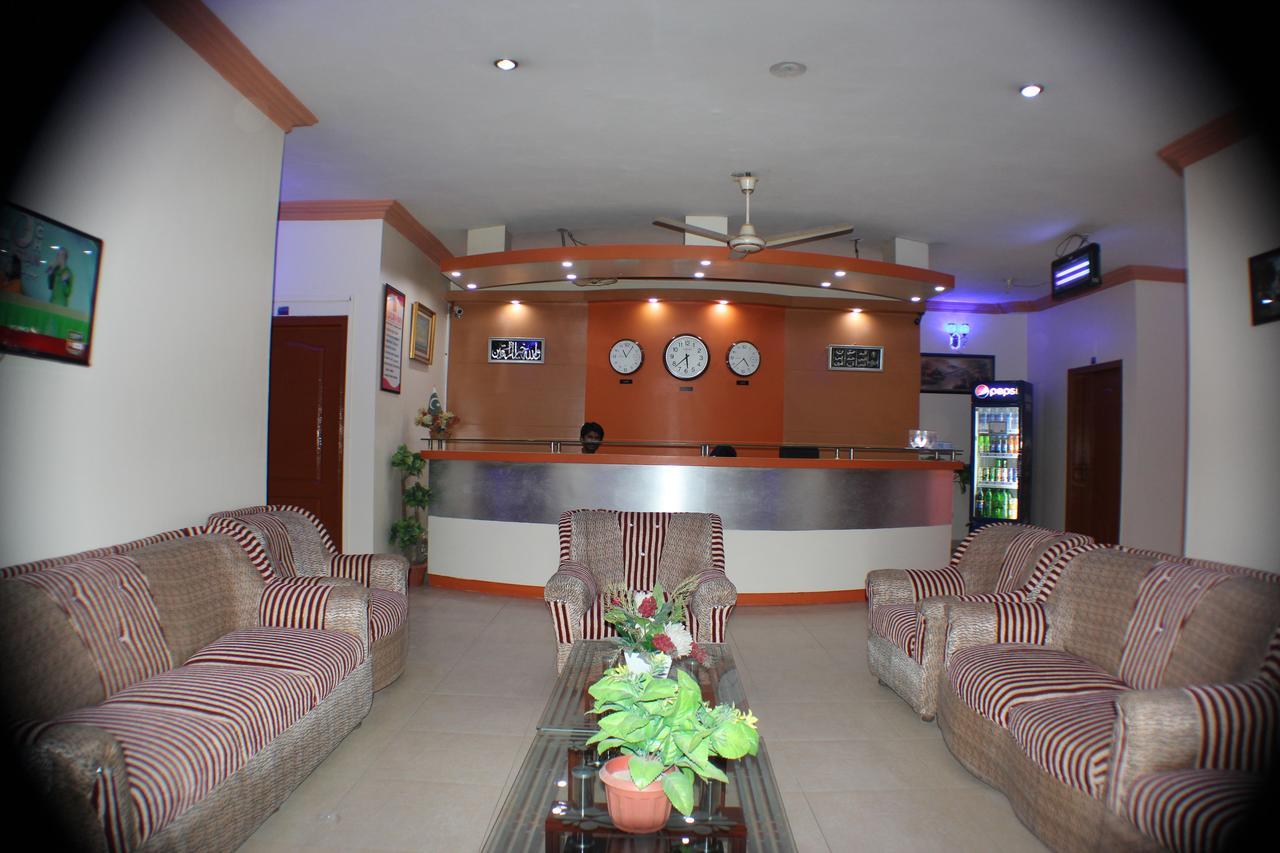 Luxury Inn Karachi Luaran gambar